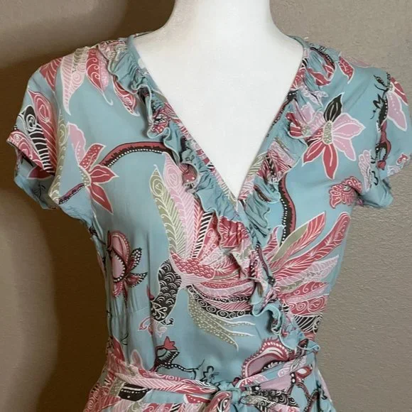 Gorgeous Boho Summer Wrap Dress - Picture 3 of 6